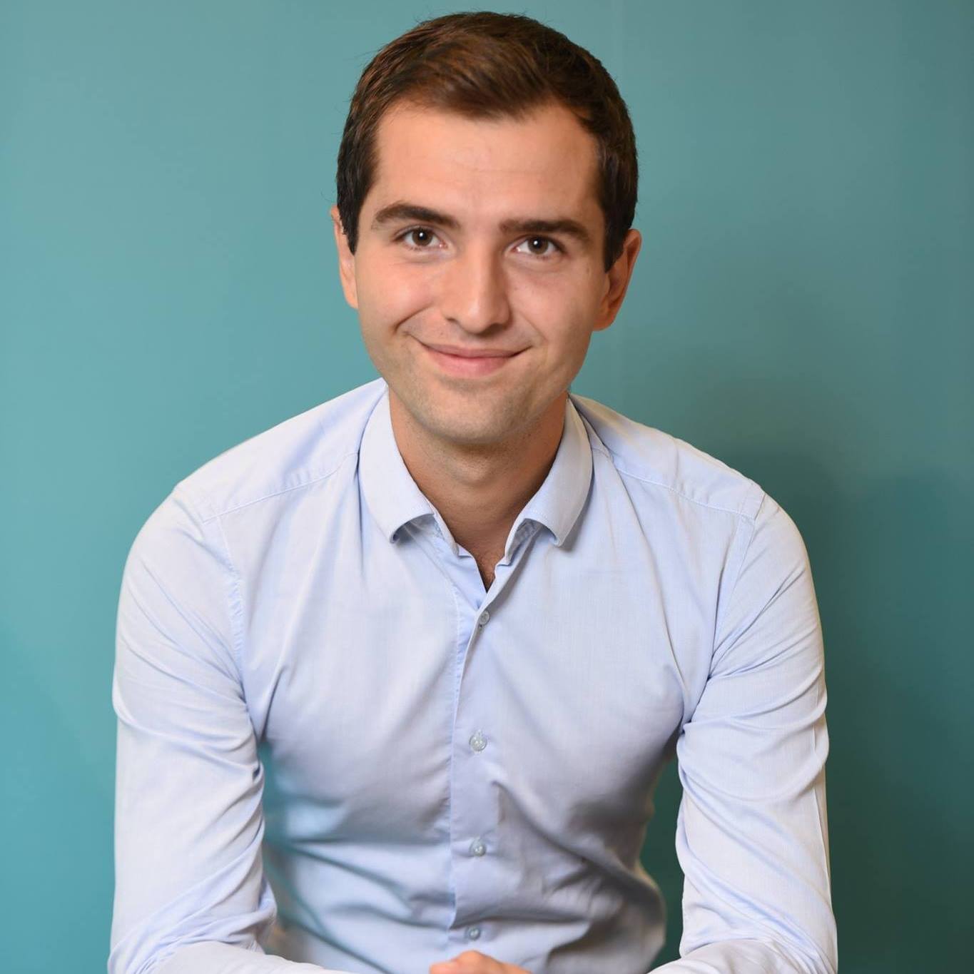 Paul Ardeleanu - trainer Curs social media marketing Algoritm